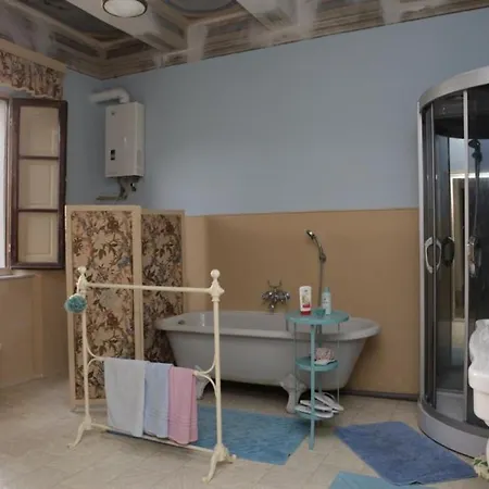 Coli Villa Calci